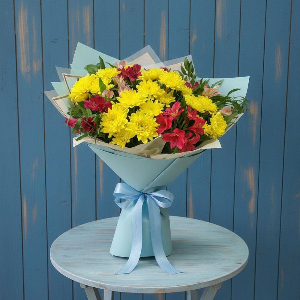 Букет цветов из: Альстромерии и Хризантемы в Азове