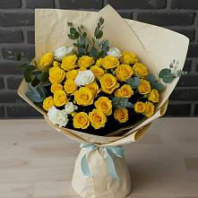 Букет цветов из:  Розы в Азове