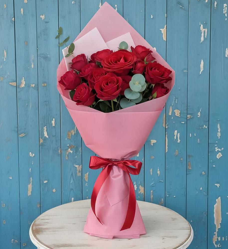 Букет цветов из: Розы в Азове