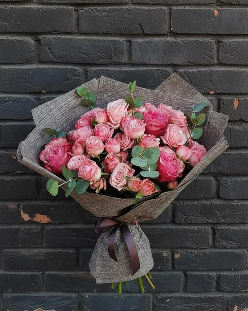 Букет цветов из: Розы в Азове