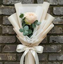 Букет цветов из:  Розы в Азове