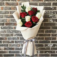 Букет цветов из:  Розы в Азове