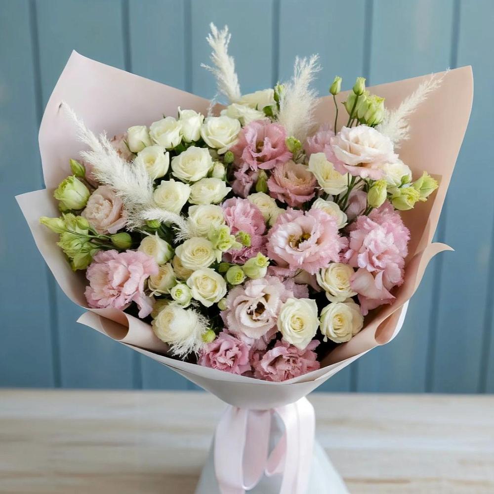 Букет цветов из: Альстромерии и Розы в Азове