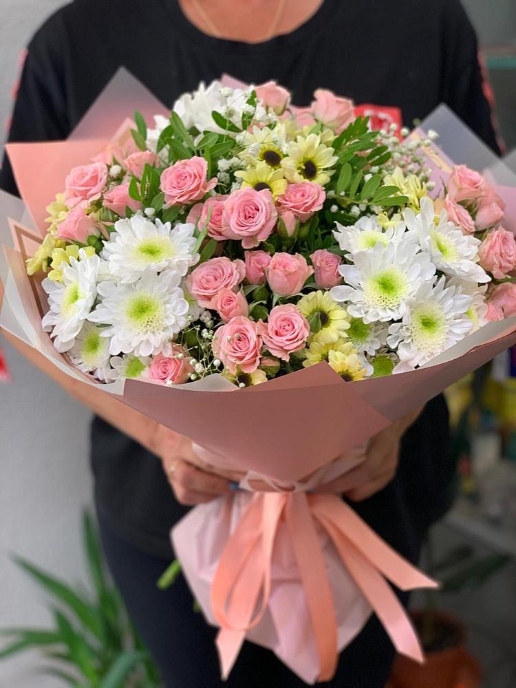 Букет цветов из: Розы и Хризантемы в Азове