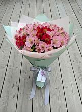 Букет цветов из:  Альстромерии в Азове