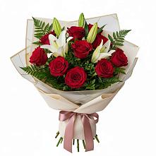 Букет цветов из:  Лилии и Розы в Азове