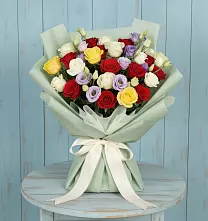Букет цветов из:  Розы в Азове