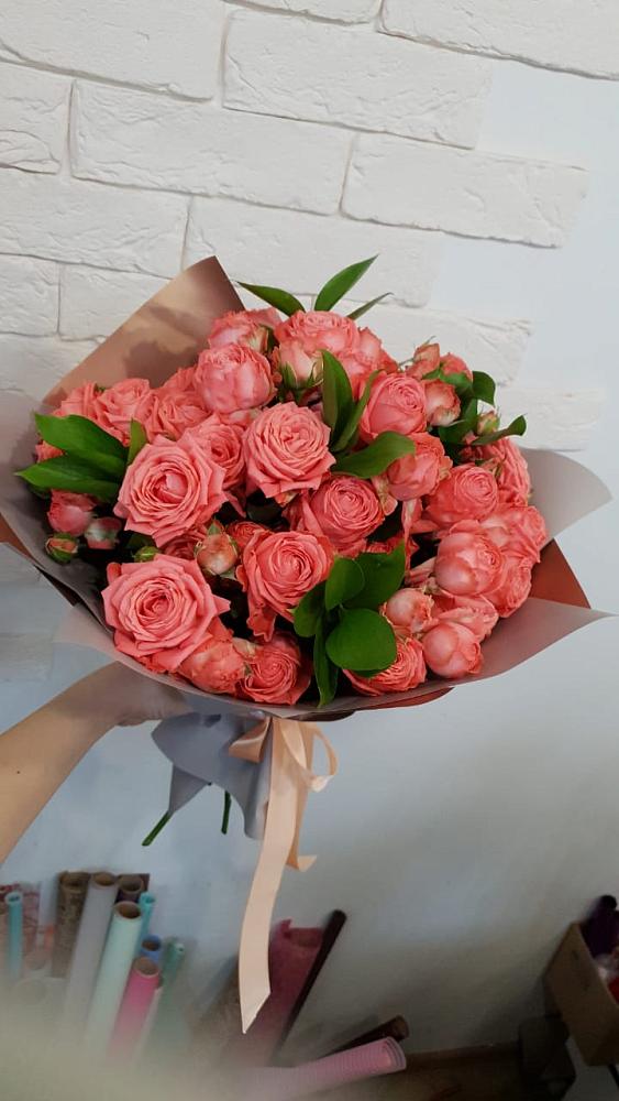 Букет цветов из: Розы в Азове