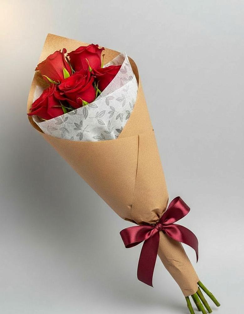 Букет цветов из: Розы в Азове