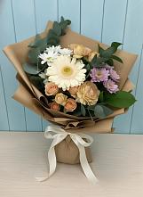 Букет цветов из:  Герберы и Хризантемы в Азове