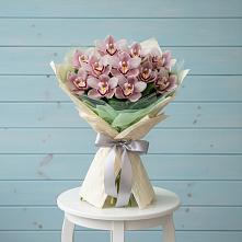 Букет цветов из:  Орхидеи и Розы #REPLACE_PRED# Азове