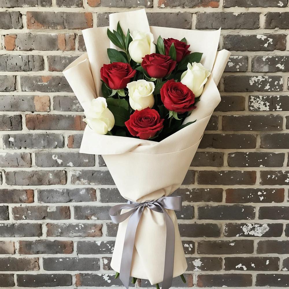 Букет цветов из: Розы в Азове