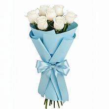 Букет 7 белых роз Проуд в Азове