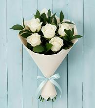 Букет цветов из:  Розы в Азове
