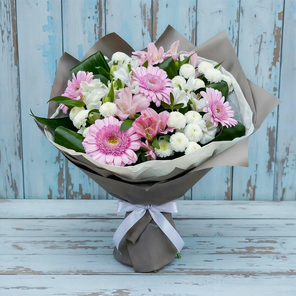 Букет цветов из: Герберы, Альстромерии и Хризантемы в Азове
