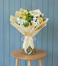 Букет цветов из:  Хризантемы и Розы в Азове