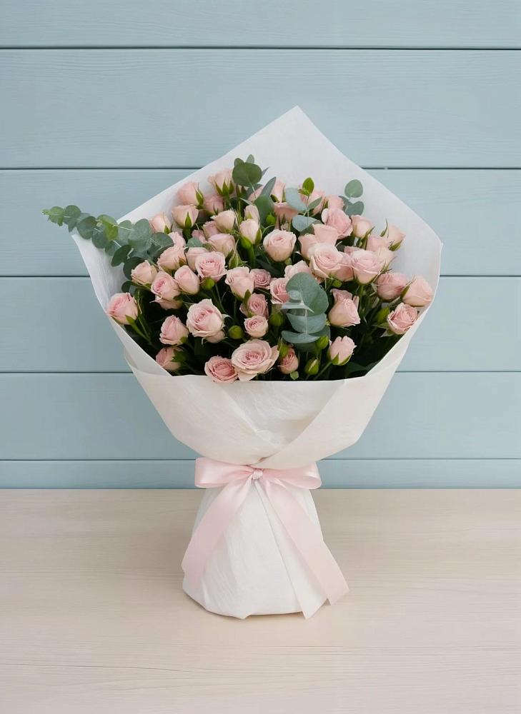 Букет цветов из: Розы в Азове