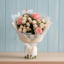 Букет цветов из:  Розы в Азове
