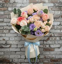 Букет цветов из:  Розы, Лизиантусы и Гвоздики #REPLACE_PRED# Азове