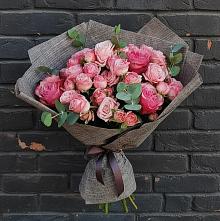Букет цветов из:  Розы в Азове